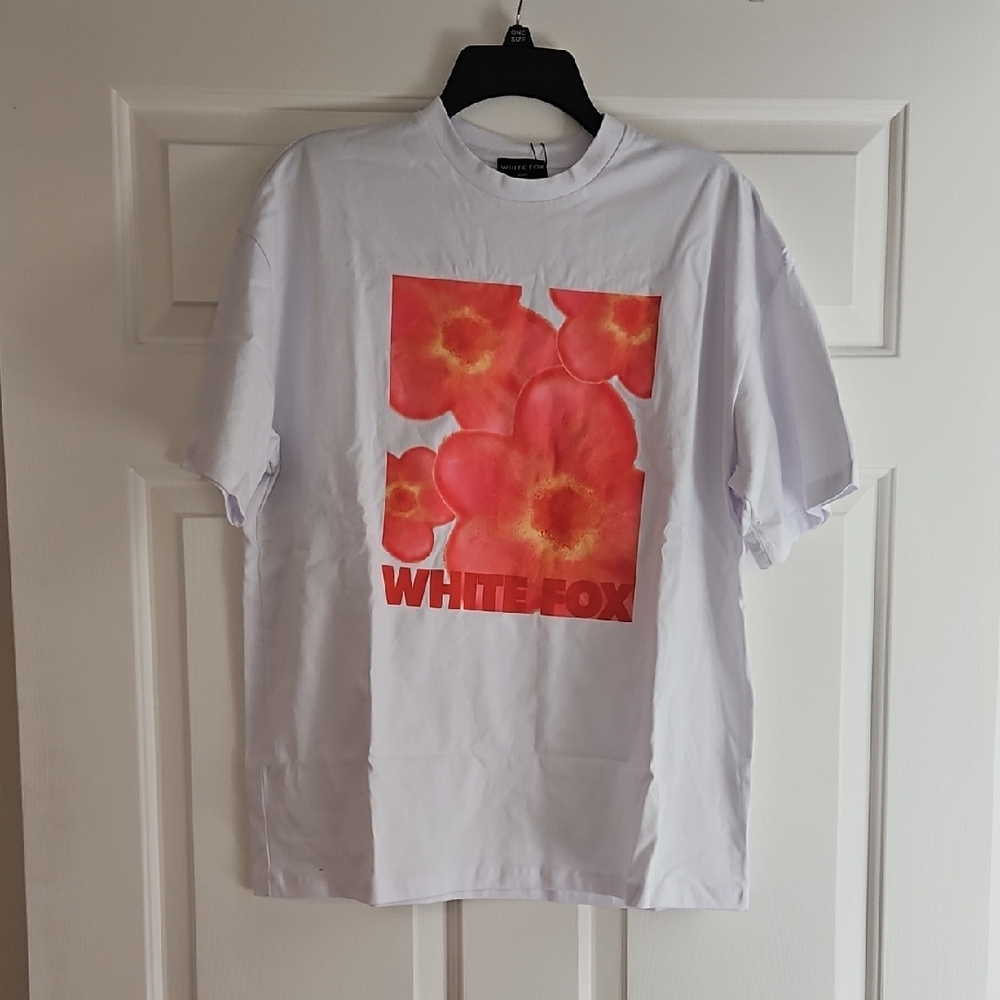 White Fox Boutique Oversized Tee in White NWT
